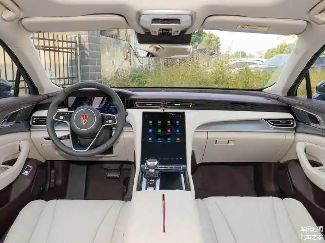 红旗h5全方位解析精致外观舒适内饰