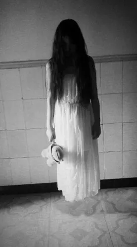 廉价衣服女鬼附身的故事