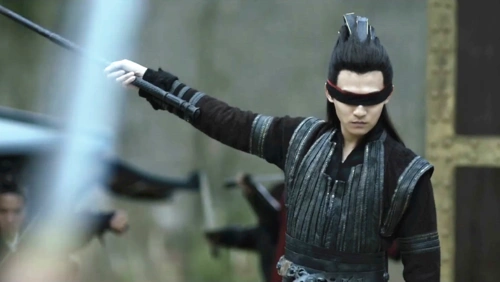 原创《庆余年》五竹血洗皇宫,一人一钎杀退三千禁军,庆帝当场吓坏了