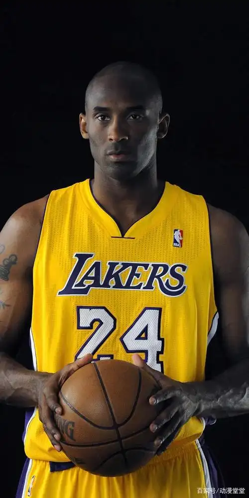 心里面永远的24号8号科比