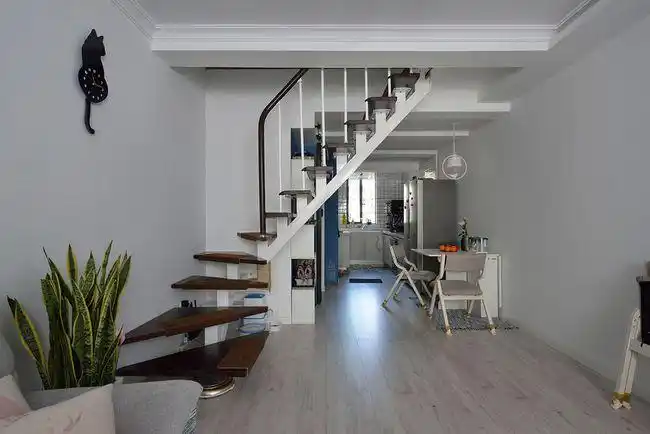 60平一层的复式楼,简约宜家风装修,简单,舒适,看着就喜欢!