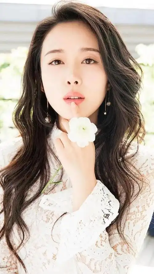 颜丹晨壁纸,我最喜欢她饰演的嫦娥