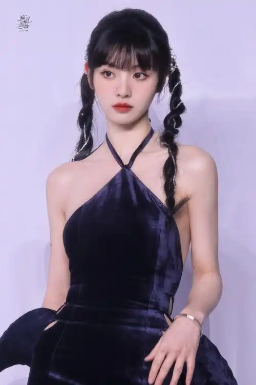 田曦薇鲨鱼公主##gq红毯##今日星拍放送