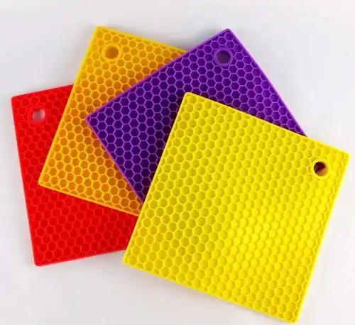 硅胶制品可以用水洗吗? - 东莞市名振橡塑制品有限公司