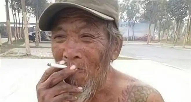 人们淡忘在了历史的长河中,至于乔四的"金牌打手"莫磊也如人间消失般