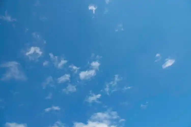 自然天空云彩蓝色的cc0可商用高清股票图片