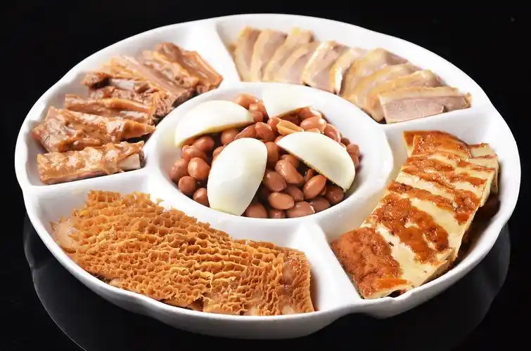 卤味拼盘