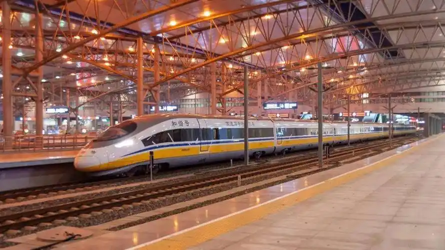 crh380bj-0301crh380am-0204(更高速度试验列车)四方厂新造500公里