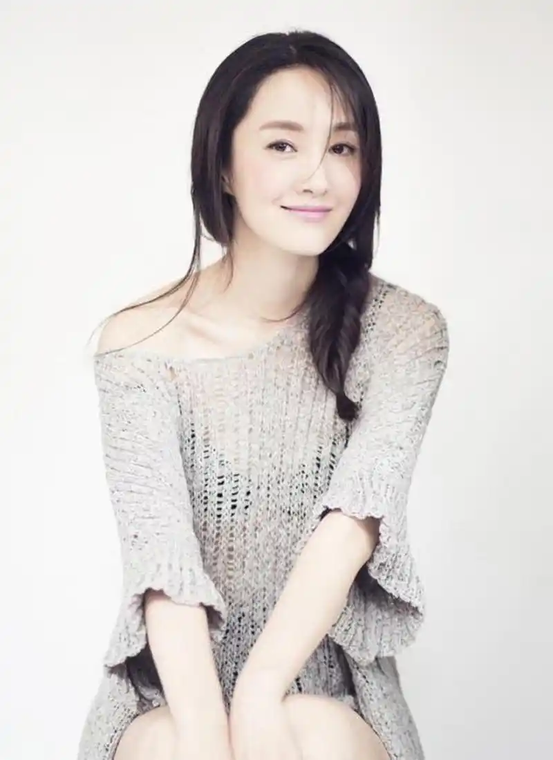 山东女演员衣珊,恬静可人,气质优雅 山东女演员衣珊,恬静可人,气质