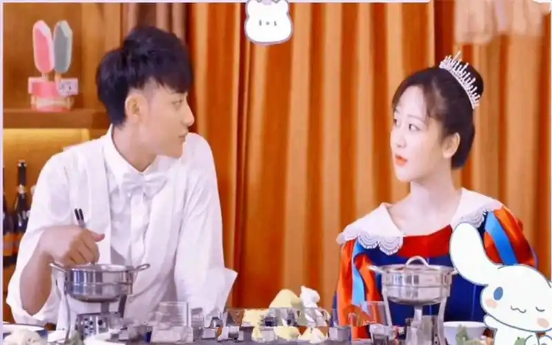 杨紫给黄子韬整害羞了,脱口而出两个字,谁注意蒋欣说了啥?