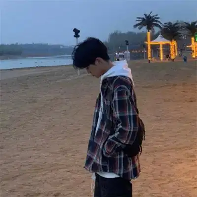 干净好看的优质背影帅气男头