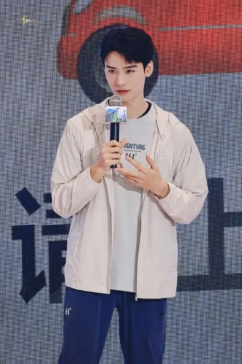 龚俊361度全球品牌代言人