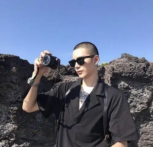 唯美风景男头像气质大叔头像图片大全.