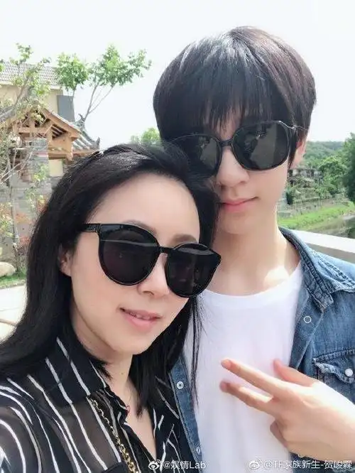 王珞丹丨蓝盈莹丨易烊千玺丨严浩翔丨陶昕然丨贺峻霖丨沈月丨赵小棠丨