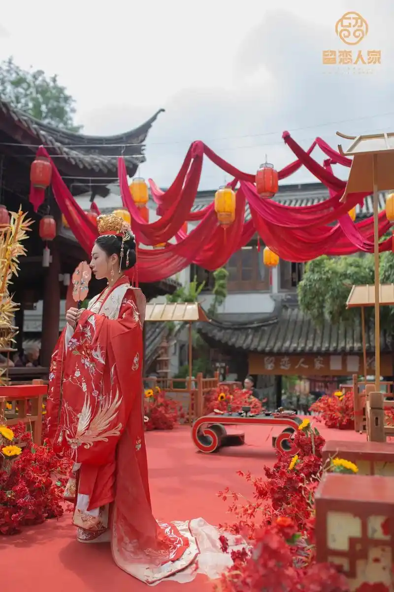 古风婚礼.在成都不太远的地方.古镇古街.青砖墙瓦.古色古乡. - 抖音