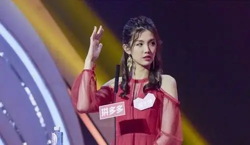 近几期也有一位美女经常上《非诚勿扰》的终选区,她就是黄义婷.