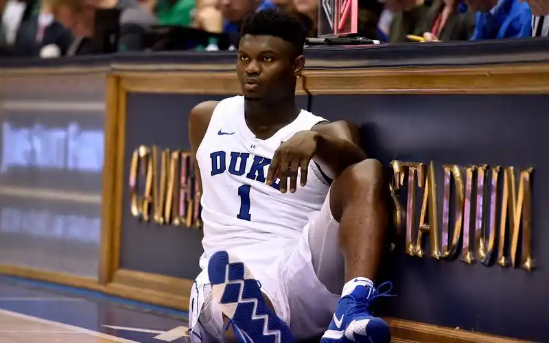 太残暴!zion williamson赛季至今十大扣篮