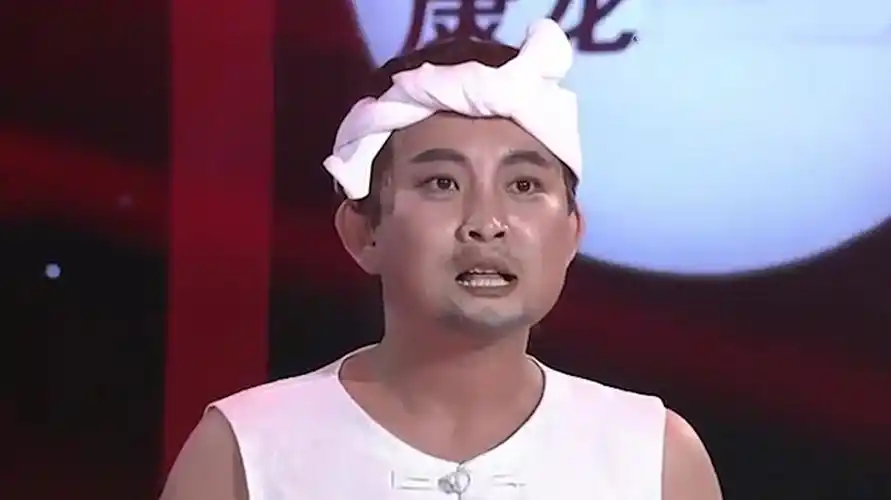 贾玲模仿阿宝唱歌神似,谢娜:你在用生命唱歌?贾玲爆笑模仿合集