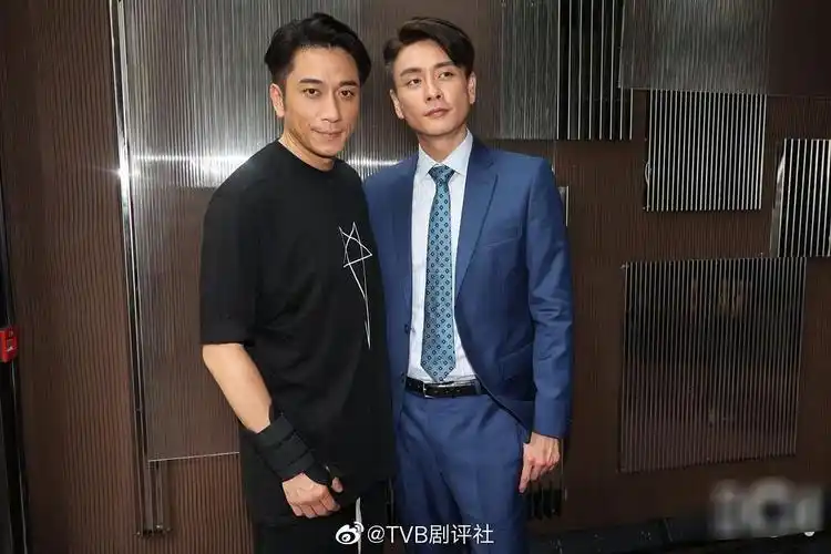 廉政狙击开机仪式大合照!黄宗泽黄智雯状态好,吴卓羲瘦了