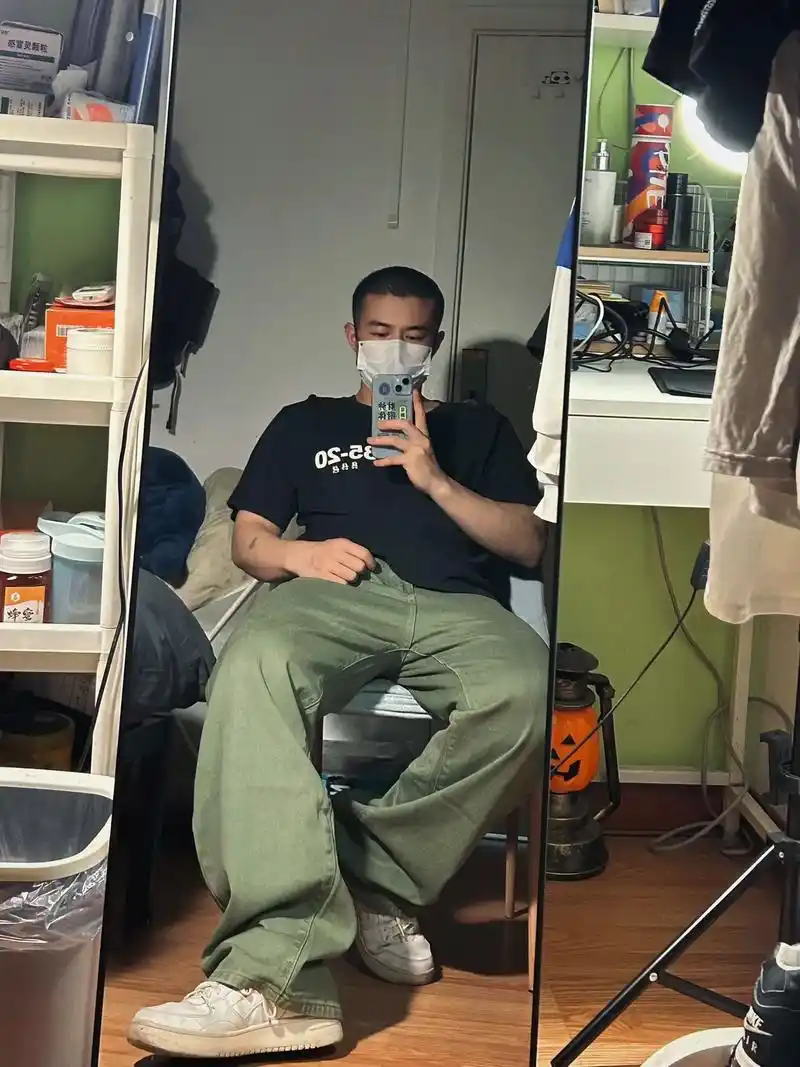 170男生 | 夏日清爽军绿色裤子穿搭.170cm  75k - 抖音