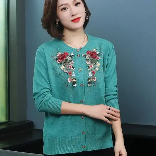 妈妈春秋装针织短款中年女装薄款中老年绣花开衫40岁50岁上衣服