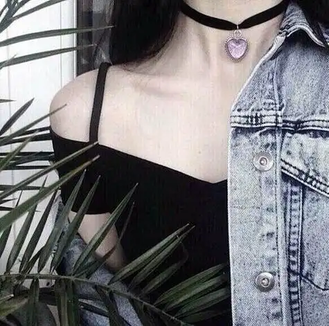 江屿小仙女的锁骨头像图源qq侵权歉删