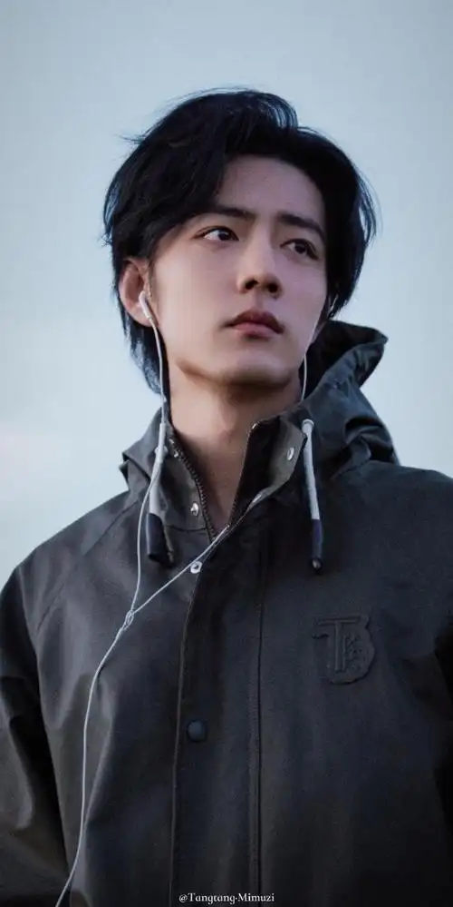 肖战壁纸##肖战工作室发了18张照片