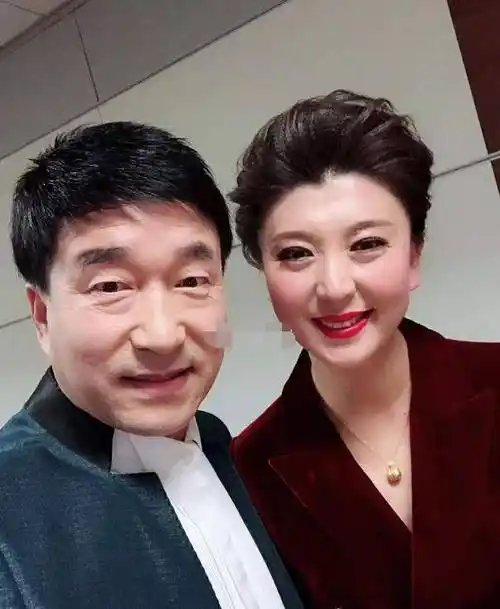 闫学晶又怀孕了!