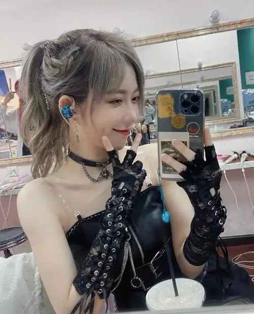 郑丹妮你是最棒的