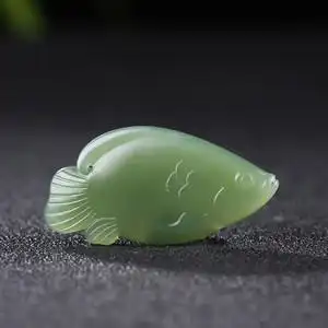 玉吊坠男鲤鱼图片