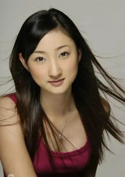 额尔德克巴克什的相册-窦晓璇