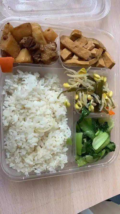 温州这所学校伙食,简直令人瞠目结舌|盒饭|饭菜|泡面|泡饭|麻辣烫