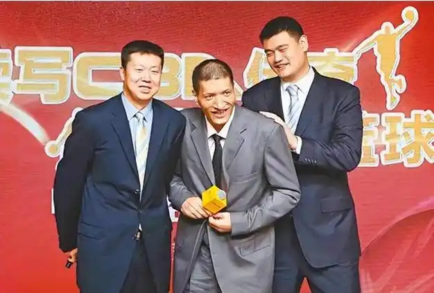 继女打理公司,儿子身高近2米,大10岁老婆发福|姚明|单涛|王治郅|战争