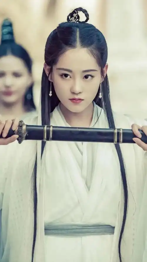 《倚天屠龙记》解读: 周芷若的单恋愚爱令人唏嘘?