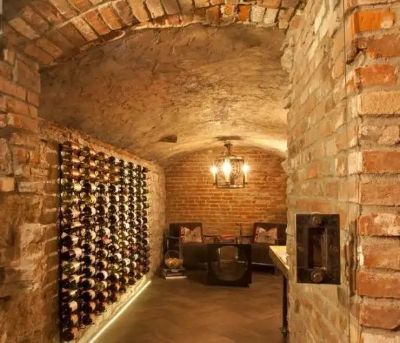 别墅白酒地下酒窖装修效果图