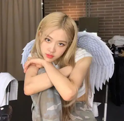 今日份头像78朴彩英