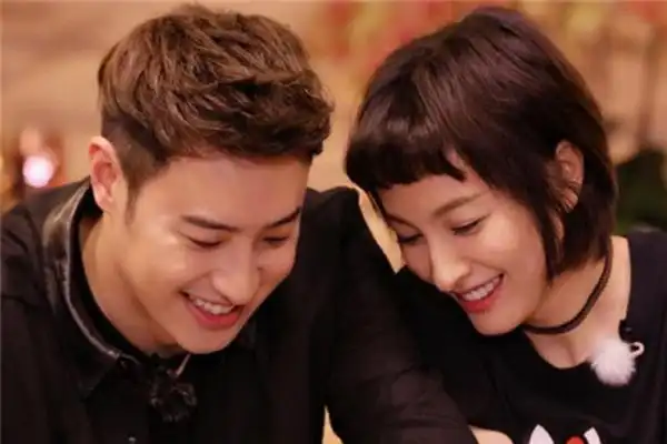 吴昕潘玮柏宣布恋情 一直被网友催婚怎么办