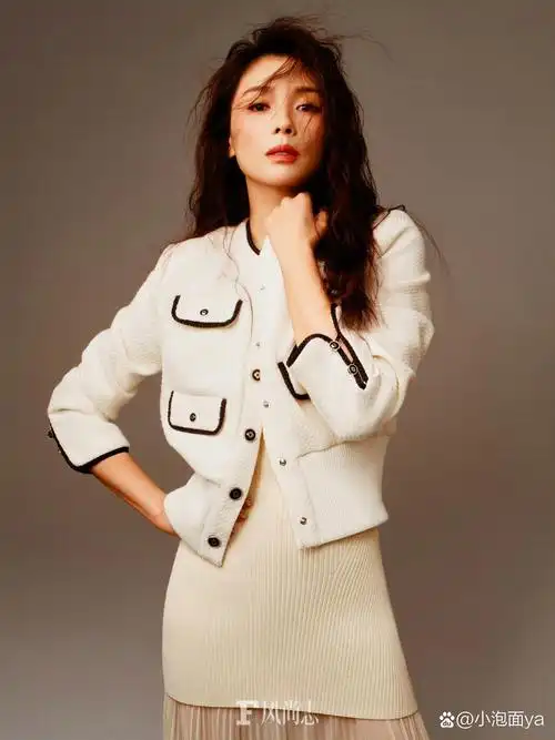 刘涛风尚志五月刊封面～ 姐姐的羊毛卷好好看,涛姐的镜头感7515