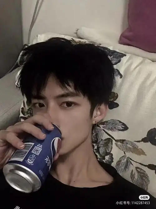 男网红盗图打假合集(多图预警)