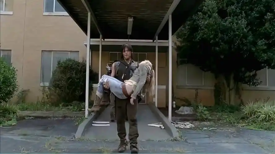 (行尸走肉)我的意难平 弩哥一个人难过了很久 达里尔 贝丝