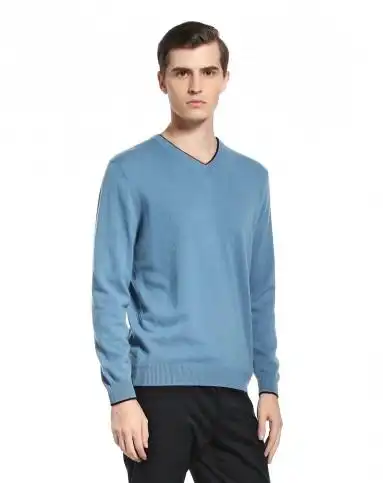 浅灰蓝色休闲百搭长袖针织衫