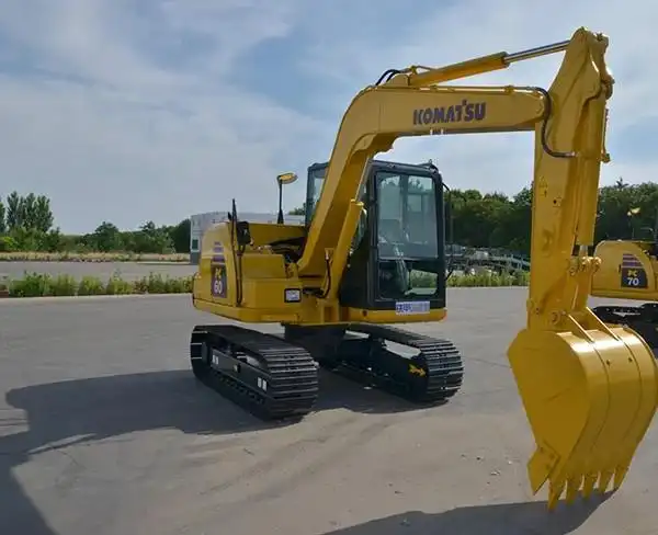 北京二手小型小松挖掘机报价