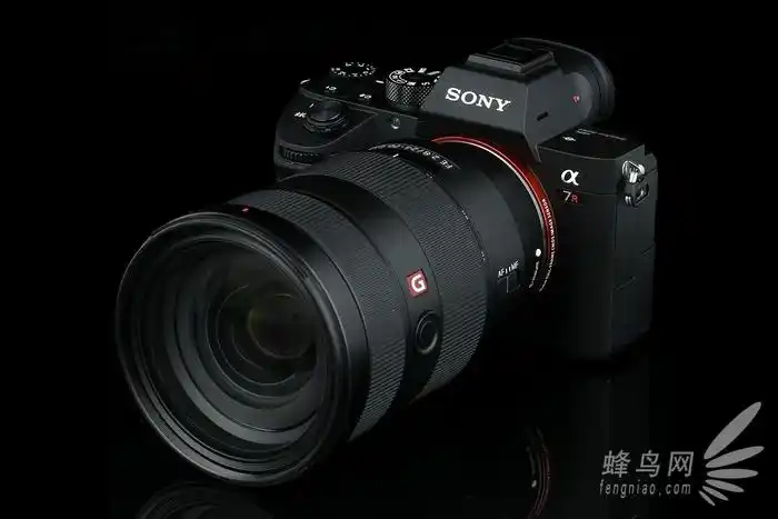 索尼微单a7m3索尼a7r3和a7r4