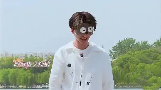 baby节奏大师,游戏过杆自带音效,蔡徐坤输在海拔太高