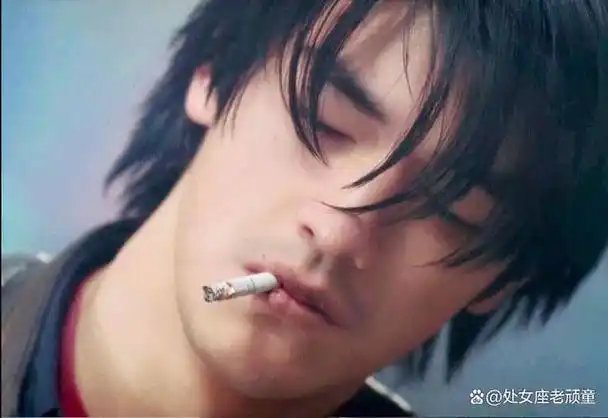 十大抽烟最帅的男神哥哥第一毫无争议