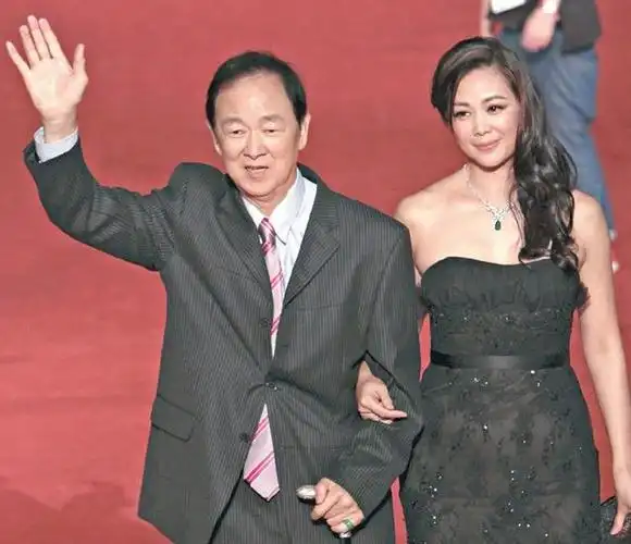 [明星爆料]71岁老戏骨王羽急性中风入院 两度开颅病情严重