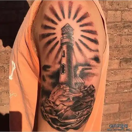 大臂灯塔海浪礁石黑灰纹身图案