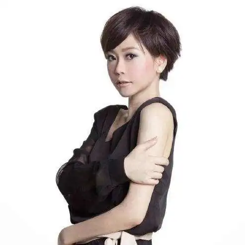 知名女歌手陈慧敏:自曝去埃及惨遭当地人侵犯,事后后悔没反抗