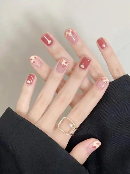 显白干净温柔款美甲💅奶牛涂鸦