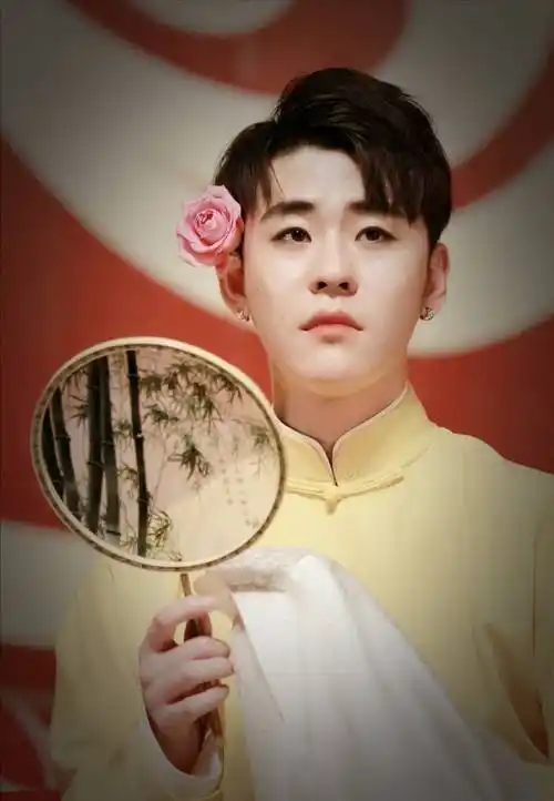 相声演员张云雷经典照片集